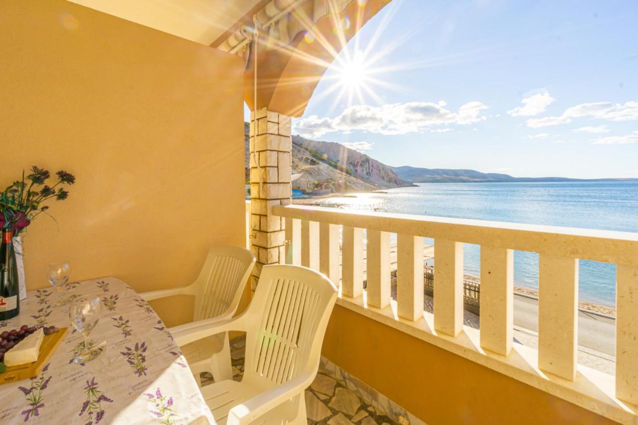 Kustic At The Beach Metajna Exterior photo